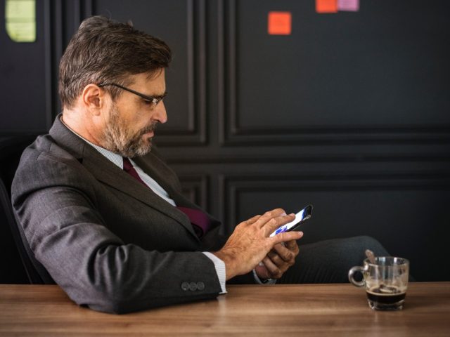 4 coisas que os recrutadores estão a procura quando procuram pelo teu perfil on-line