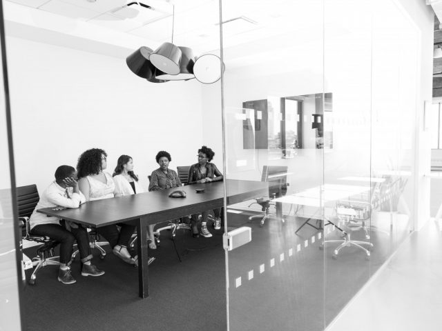 Contratação de consultores(M/F) para incubação e mentoria empresarial