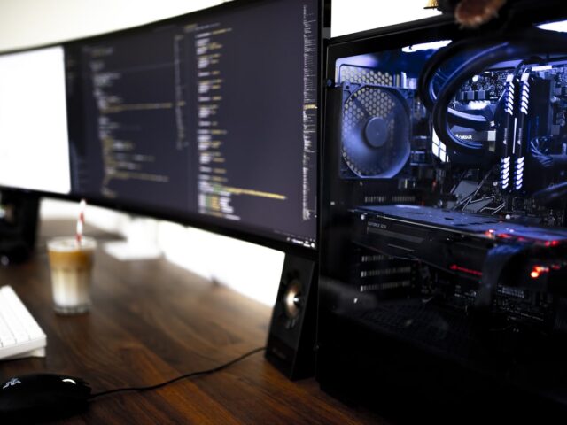 Contratação de Engenheiro Informático